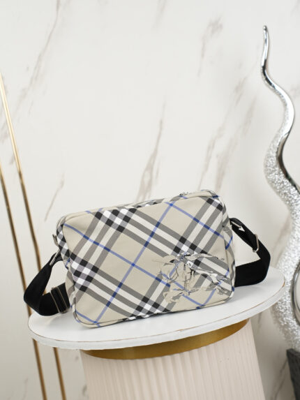 Burberry Check Camera Bag with Equestrian Knight Emblem White Style