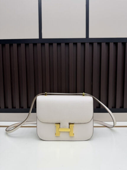 Hermès small Constance bag White version