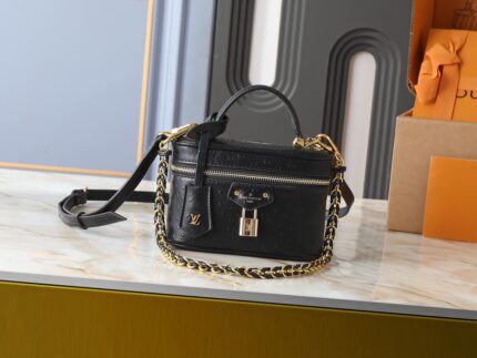 LV Vanity Chain Pouch Handbag  in Black