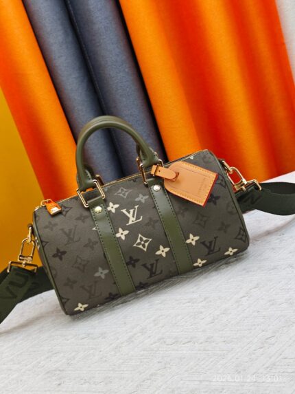 LOUIS VUITTON Keepall 25 Handbag Dark Green