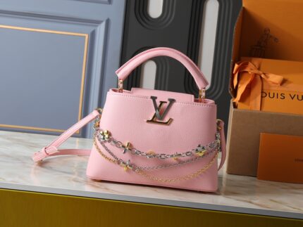 LOUIS VUITTON Capucines Medium Size Handbag Pink