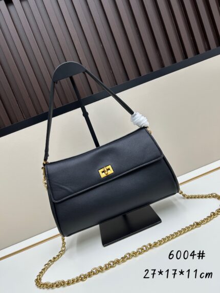 Balenciaga Rodeo Nano black with gold-tone chain strap